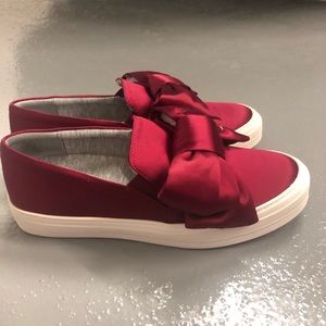 Red Nine West sneakers with bow